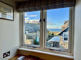 Castle Cottage Inn