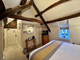 Castle Cottage Inn