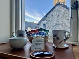 Castle Cottage Inn