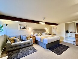 Castle Cottage Inn