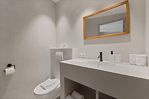 Sorobon Luxury Beach Resort