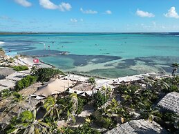 Sorobon Luxury Beach Resort