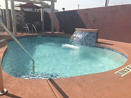 Skyline Hotel & Casino