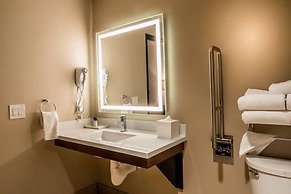 Skyline Hotel & Casino