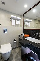 Howard Johnson by Wyndham Kolkata