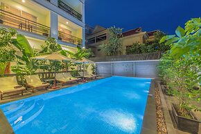 Golden Citadel Hotel