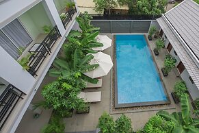 Golden Citadel Hotel