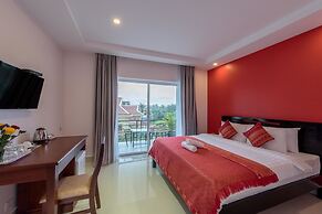 Golden Citadel Hotel