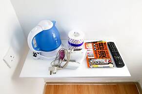 Elog Inn Fest at Lucky House