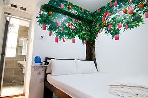 Elog Inn Fest at Lucky House