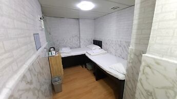 Cozy Inn Jordan Station