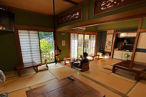J-Hoppers Kumano Yunomine Guesthouse - Hostel