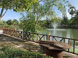 Bangchong Marina Resort