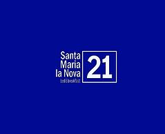 Santa Maria La Nova 21 B&B
