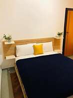 Santa Maria La Nova 21 B&B