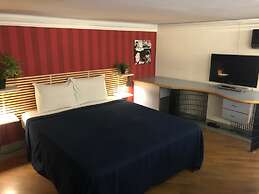 Santa Maria La Nova 21 B&B