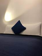 Santa Maria La Nova 21 B&B