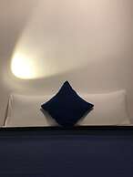 Santa Maria La Nova 21 B&B