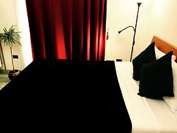 Santa Maria La Nova 21 B&B