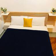 Santa Maria La Nova 21 B&B