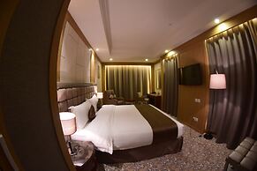 Royal Mountain Hotel