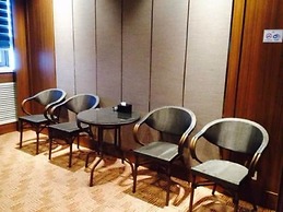 Royal Mountain Hotel