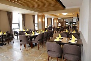 Royal Mountain Hotel