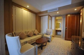 Royal Mountain Hotel