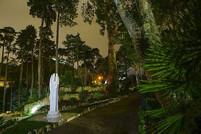 Sintra Marmòris Palace