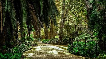 Sintra Marmòris Palace