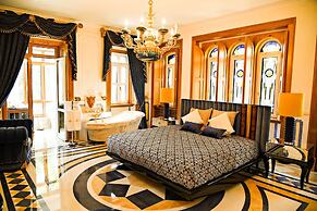 Sintra Marmòris Palace