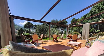 Sintra Marmòris Palace