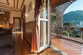Sintra Marmòris Palace
