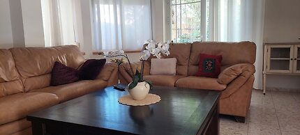 Villa & Lode Bat Galil