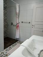 Villa & Lode Bat Galil