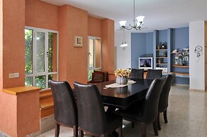 Villa & Lode Bat Galil