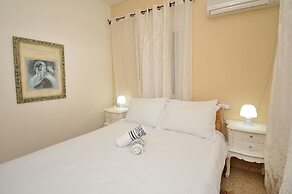 Villa & Lode Bat Galil