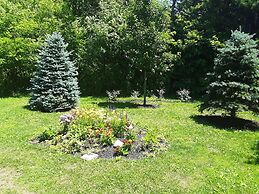 The Fields of Eden Inn