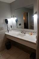 The Fields of Eden Inn