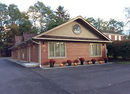 The Fields of Eden Inn