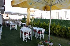 Alacati Lucky Angel Hotel