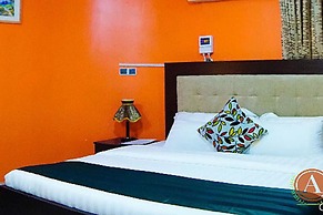 Annes Luxury Suites Ltd