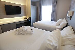 Days Inn by Wyndham Calgary North Balzac