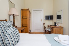 Mont d'Or Swartberg Hotel