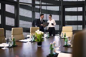 Pearl Rotana Capital Centre