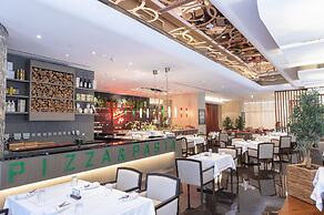 Pearl Rotana Capital Centre