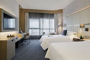 Pearl Rotana Capital Centre