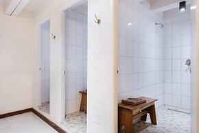 Trails End Bike Hotel