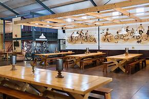 Trails End Bike Hotel