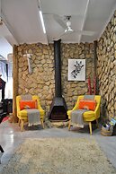 Foxy Crocodile Bush Lodge & Kruger Safari's - No Loadshedding